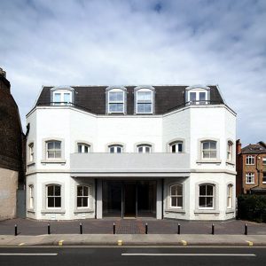 184 New Kings Road - Featured Image